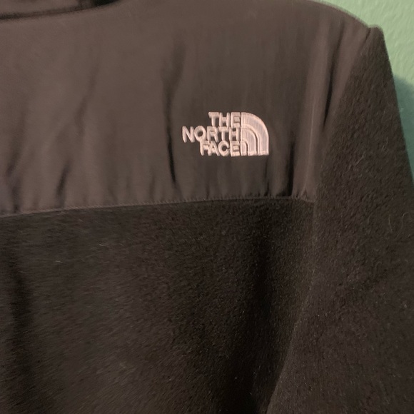 Brand New Authentic The North face Girls - Picture 6 of 8